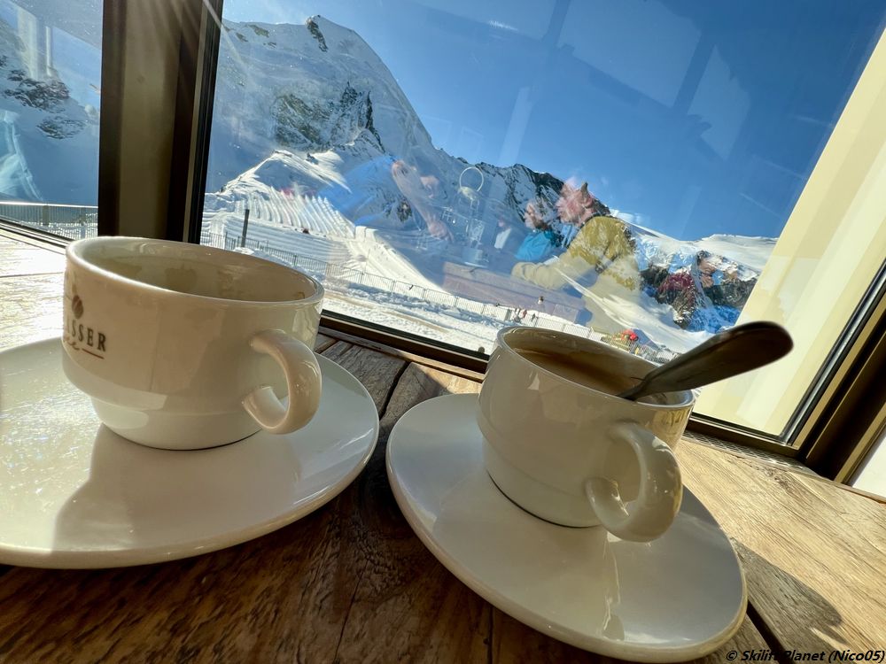 ... Und Kaffee mit dem Allalinhorn