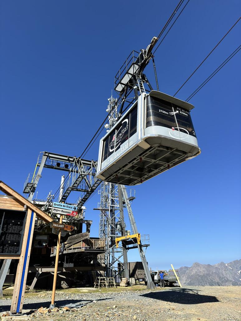 Talstation mit Schiebeperron