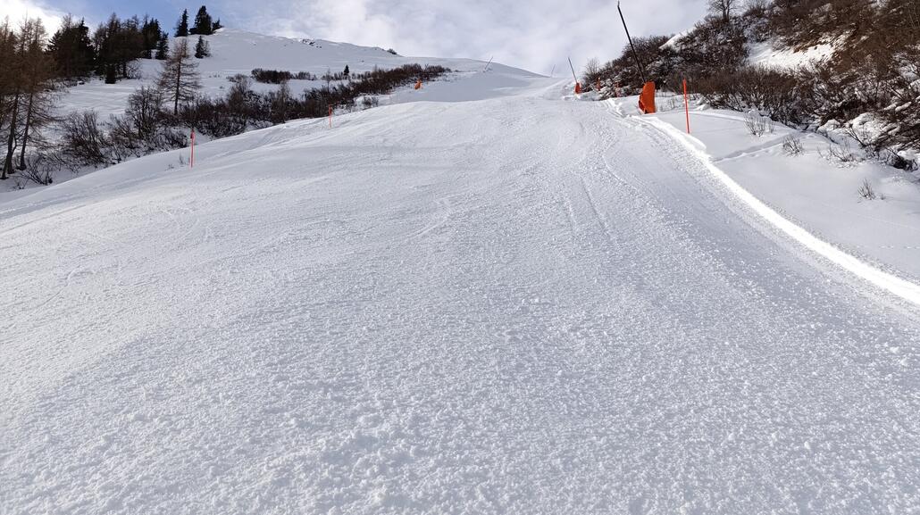 im ebenfalls nun offenen unteren Teil (Piste 63) nicht nennenswert besser.