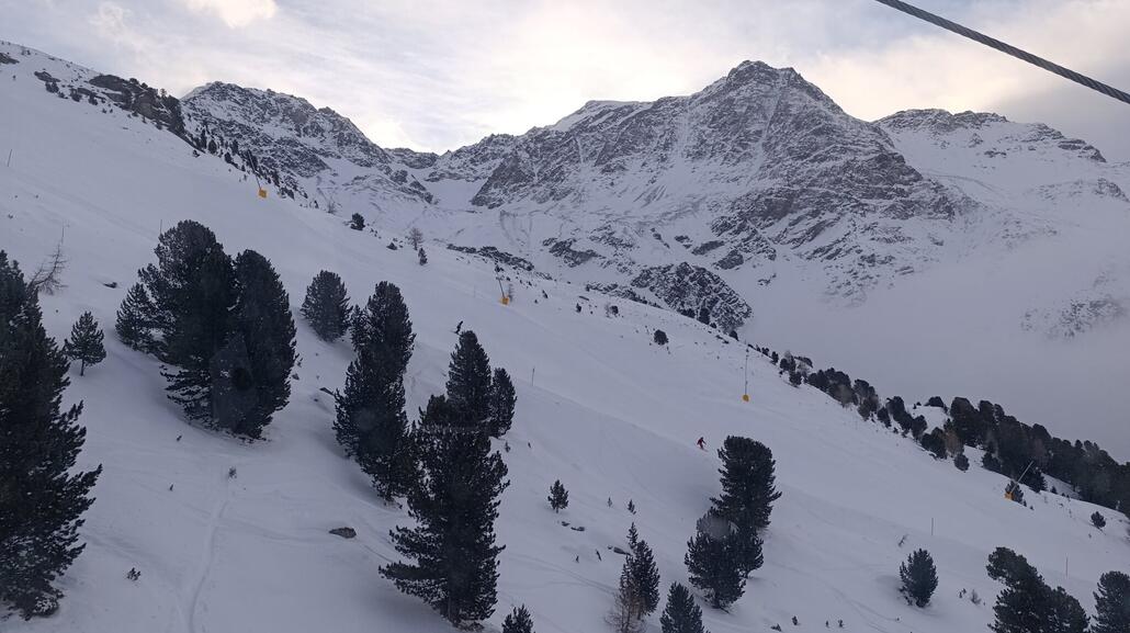 im unteren Bereich jedoch trotz Nebel im Tal sehr gute Sicht