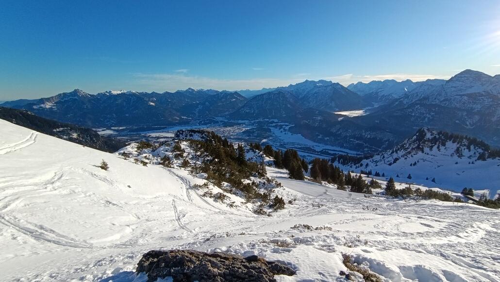 Überblick vom Gleitschirm Startplatz