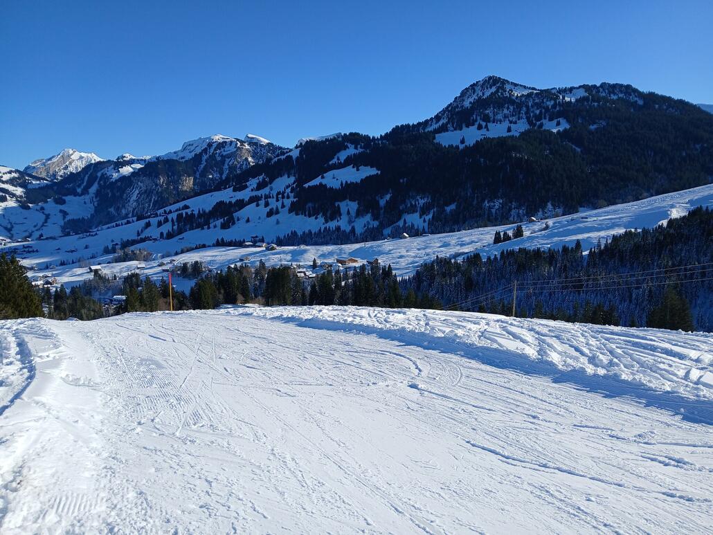 dito mit Blick auf die Talabfahrt