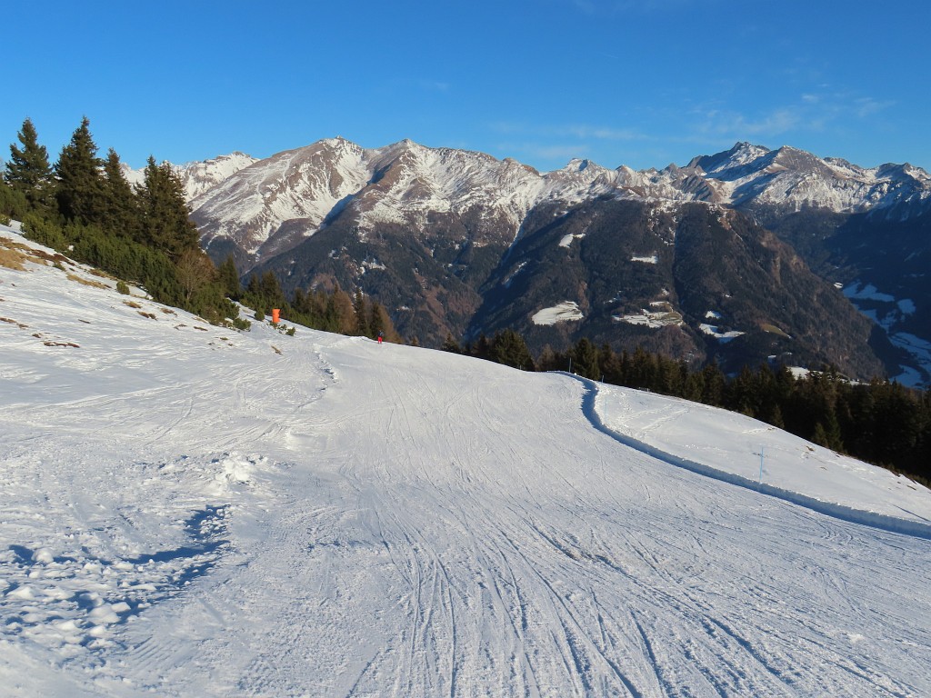 im unteren Bereich der Außenrumpiste