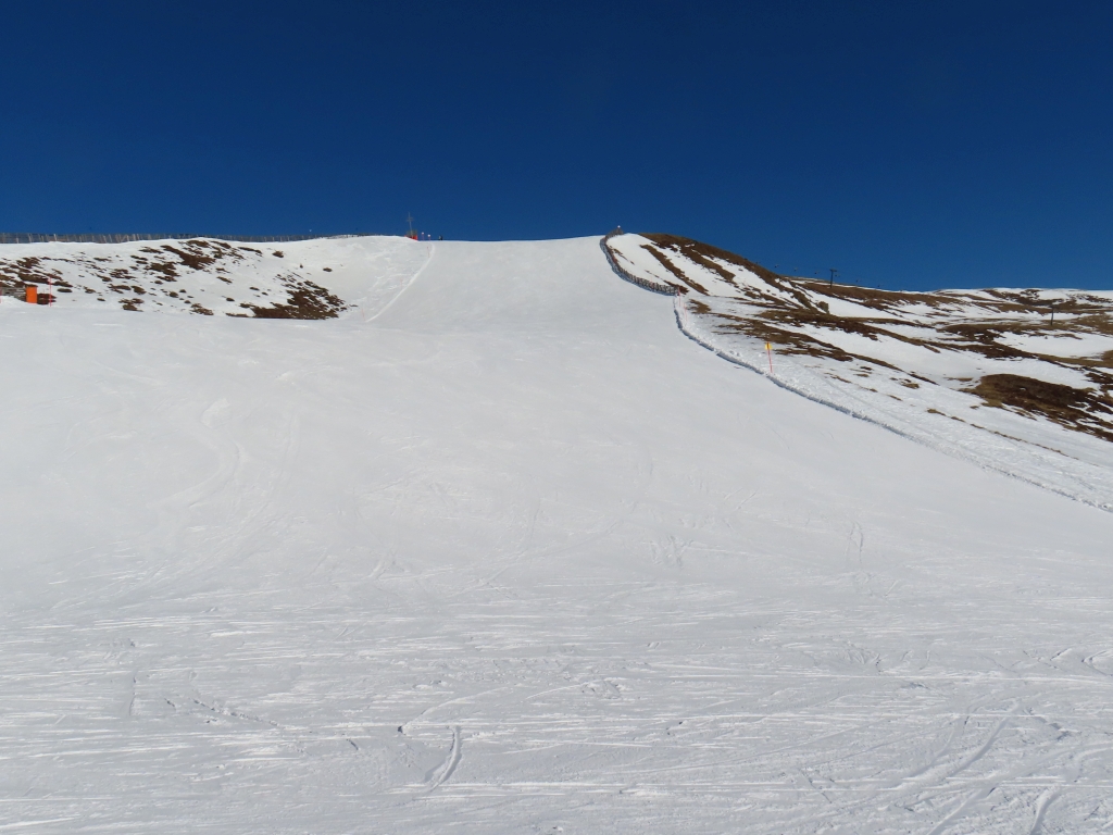 Piste von der Bergstation der 3SB Rifugio CAI zur Bergstation der Schönbodenbahn