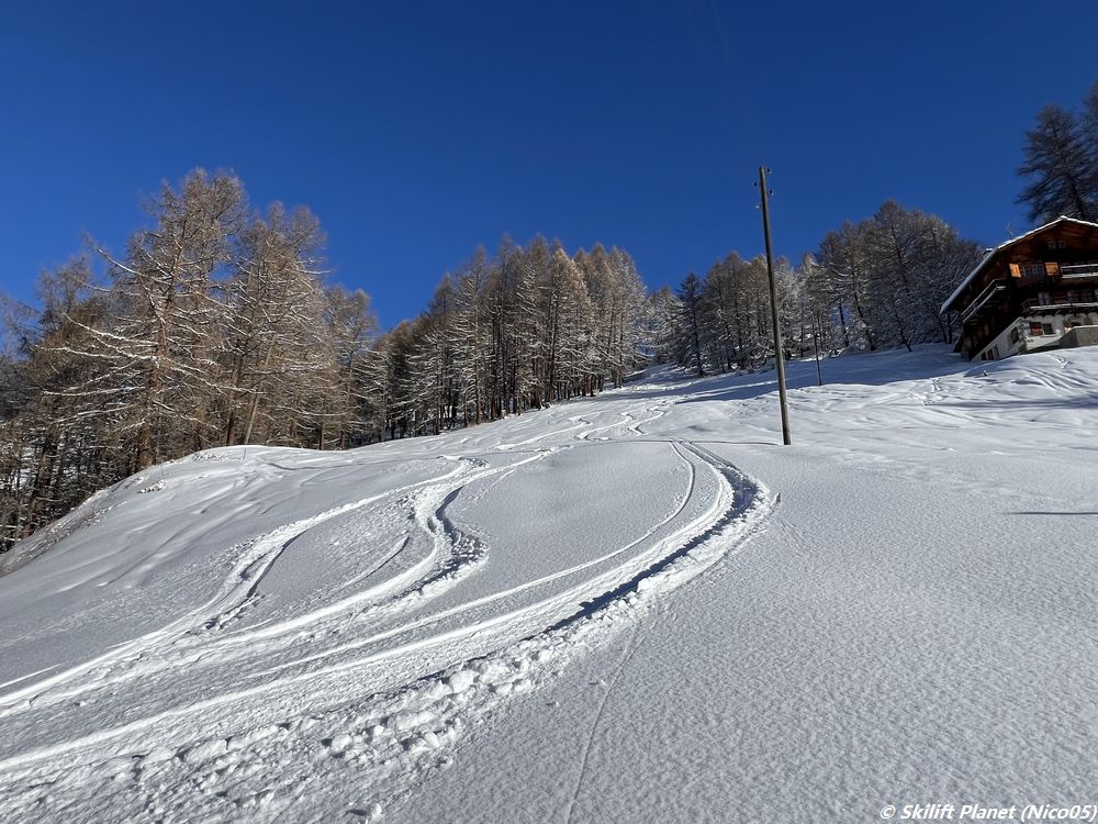 Untere rote Piste Le Tsaté, nicht präpariert