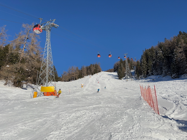 Piste Nr. 14 von der Talstation Flaschen aus gesehen
