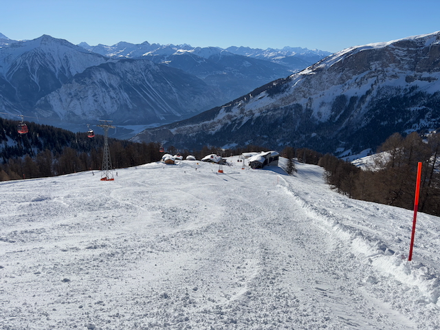Piste Nr. 11 mit Blick zur Torrentalp