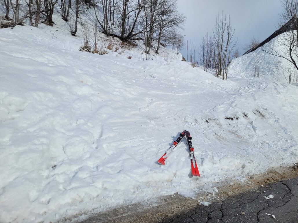 Doch pistentechnisch verpasst man nicht viel wenn man mit der PB wieder runterfährt. Damit spart man sich den 10min Fussweg.
