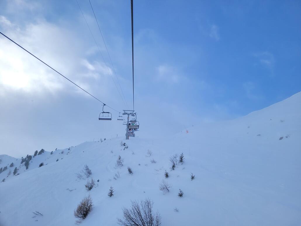 Nach weiteren Wiederholungen Plan du Fou schwarz, Combatseline und Veysonnaztalabfahrt gingen sich sogar noch ein paar Fahrten am Eterolla halb in der Sonne aus.