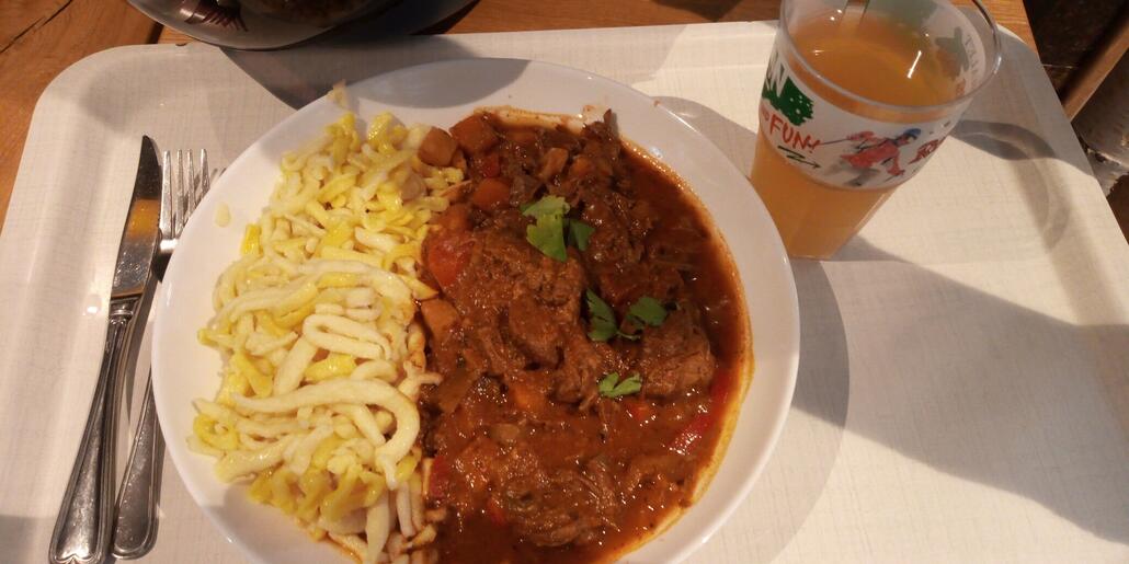 21,80, stolze Summe, geschmackvoll ist aber was anderes.