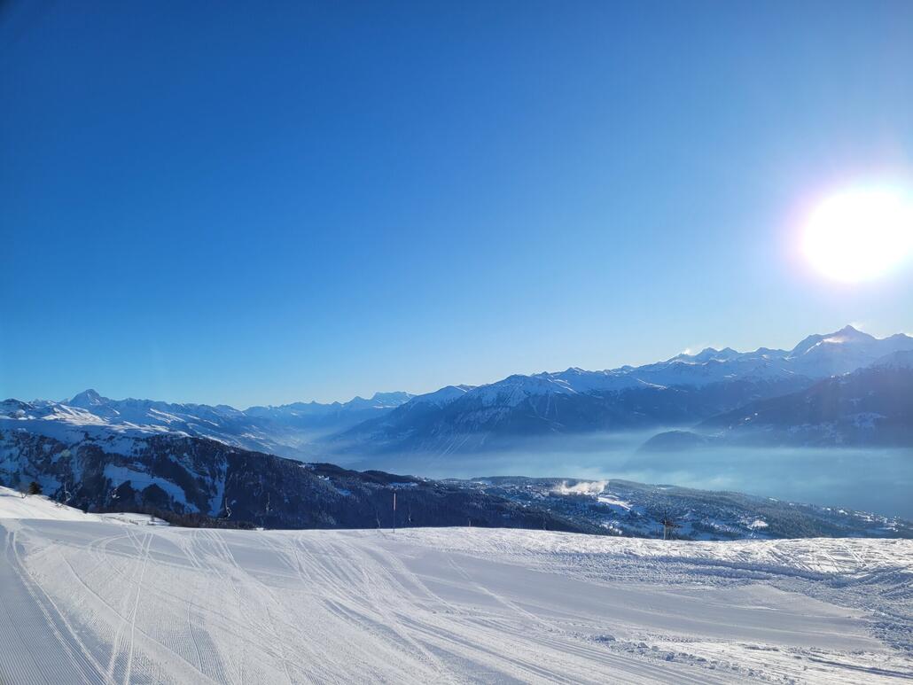 Oben am Grillessses. Ich will noch nicht den lahmen 2er nach Les Rousses nehmen. Dafür ist noch genügend Zeit