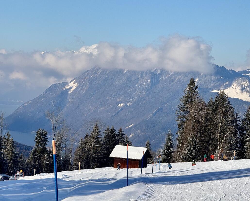 Fahrt vom oberen Parkplatz zum Skilift