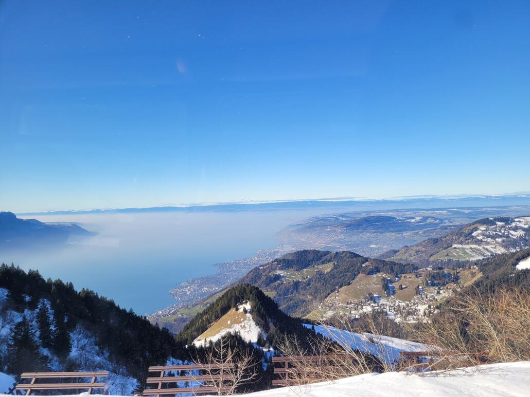 Ab Caux dann schneebedeckt. Schon ein Erlebnis diese Anfahrt