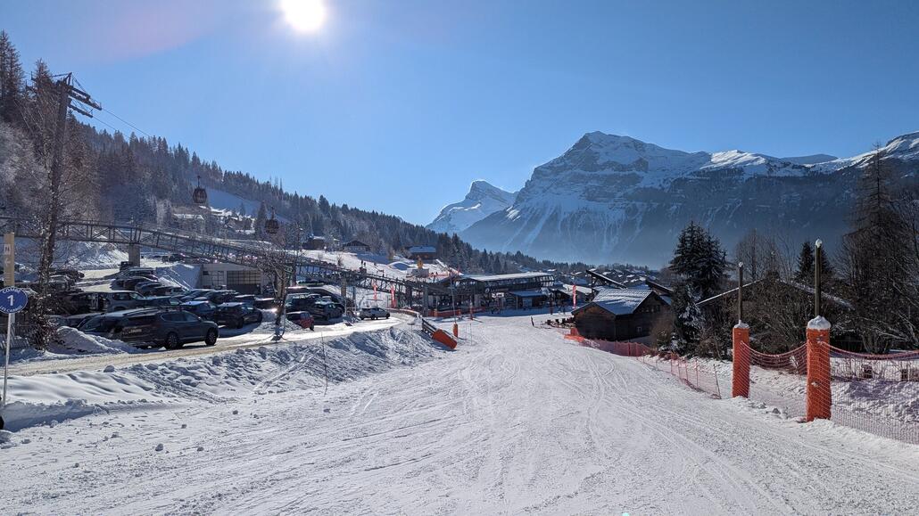 Kedeuze Gondelbahn in Les Carroz