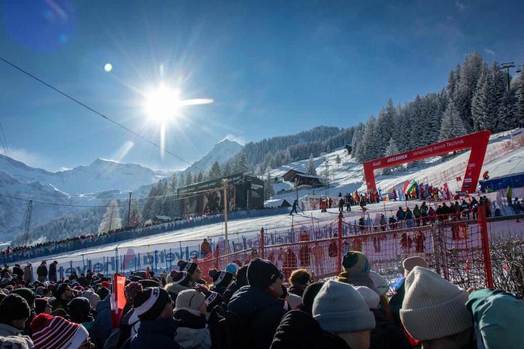 Zum zweiten Durchgang wechselten wir am Sonntag in die "Rivella Zone". Leider war es hier trotz Bergschuhe sehr glatt (nächstes Mal benötige ich Grödel).