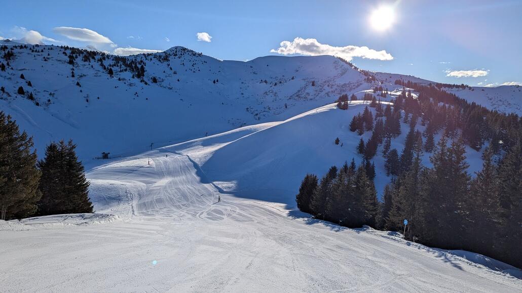 Weiter zum Verbindungslift um sich weiter vorab zu arbeiten in Richtung Les Saisies