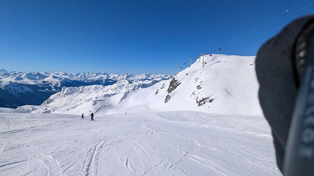 Ganz gute rote Piste, die schwarze war wegen Lawinengefahr gesperrt
