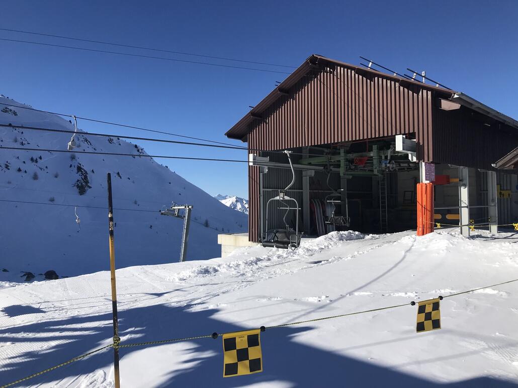 Noch ein Nostalgie Sessel - der Greppon Blanc II - so wie früher in Falera und auf der Alp Ruschein in Laax :-)