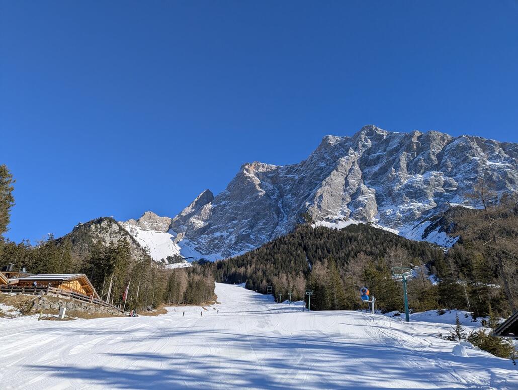 Leider geschlossen, viele Tourengeher nutzen dies