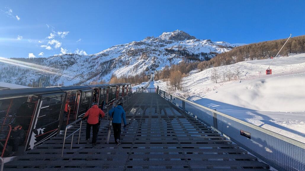 Funiculaire zum Rocher de Bellevarde von La Daille