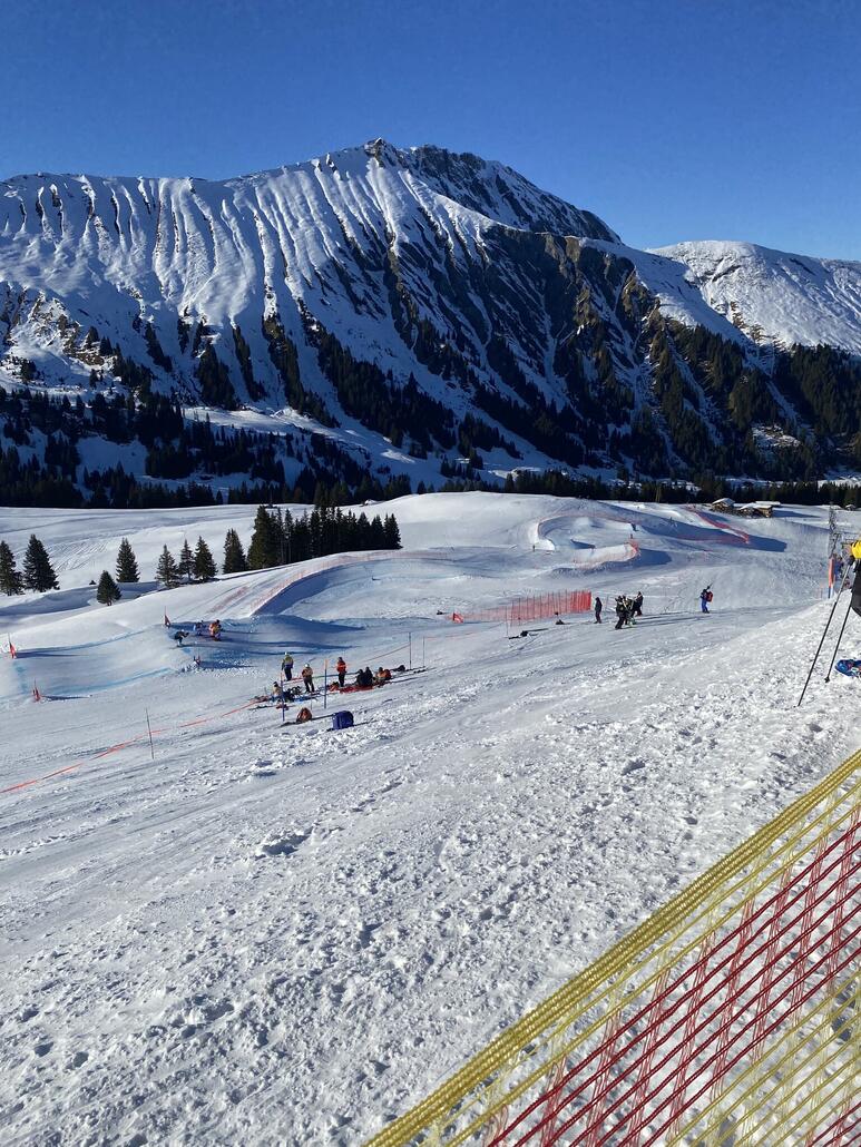 Skicrossstrecke, Heute fand zufälligerweise ein Europacuprennen statt