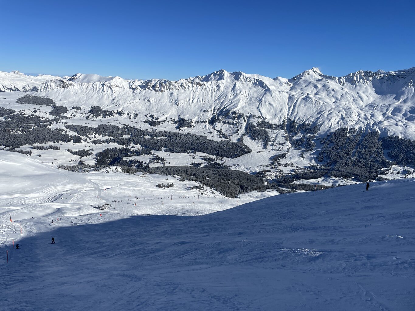 Die 70 am Stätzerhorn war bei unserer Erstbefahrung am Nachmittag erwartungsgemäss nicht mehr top. Schlecht aber definitiv auch nicht. Und vor allem: keine Steine. Null.