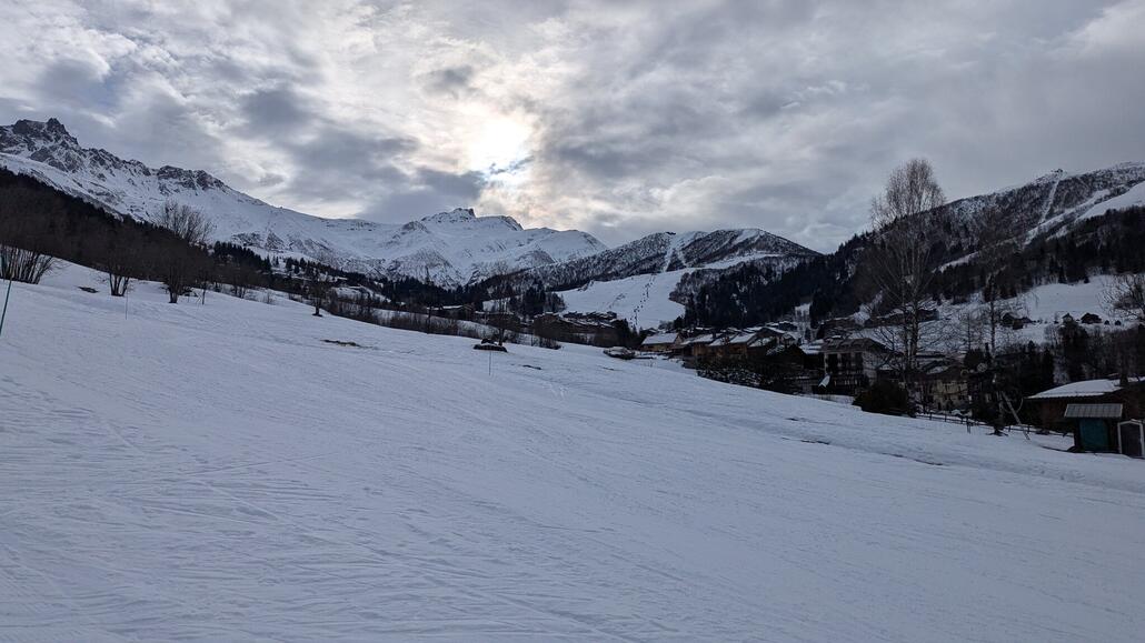 Blick auf Valmorel von unten