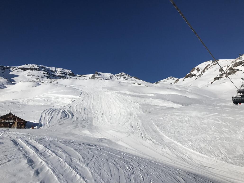 Unpräparierte Sattelpiste