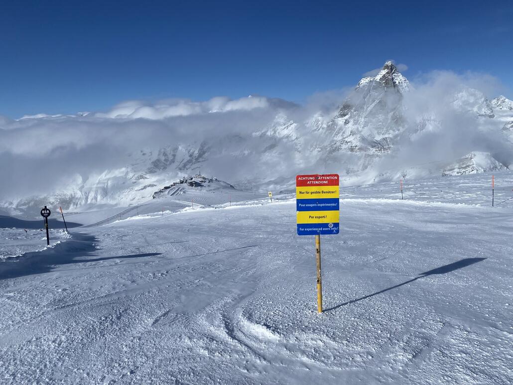Los geht’s über die Schwarze am Klein Matterhorn via Lago Goillet Richtung Valtournenche.