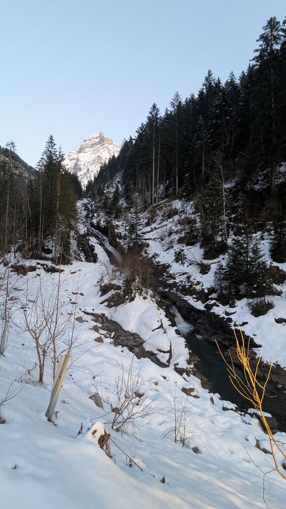 Zum Abschluss noch eine Wanderung zu den Simmenfällen am Talende von Lenk