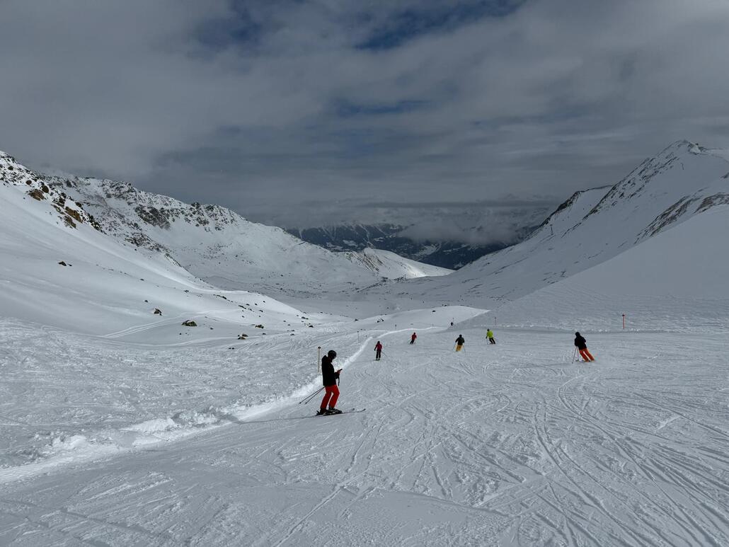 WhatsApp Image 2025-02-01 at 21.36.29 (3).jpeg