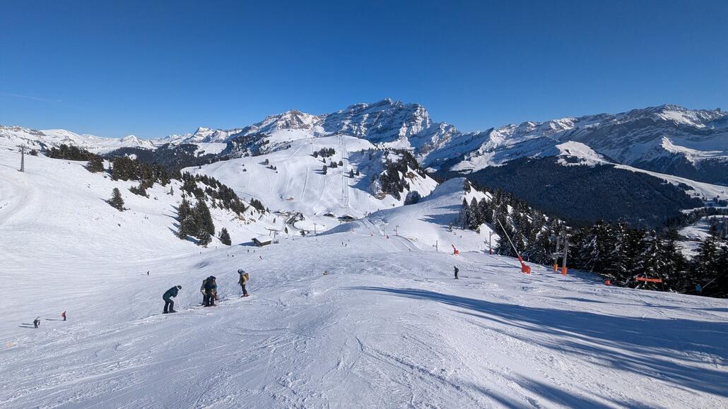 Oben weiter zum TSD Grand Chamossaire bis auf den Gipfel.