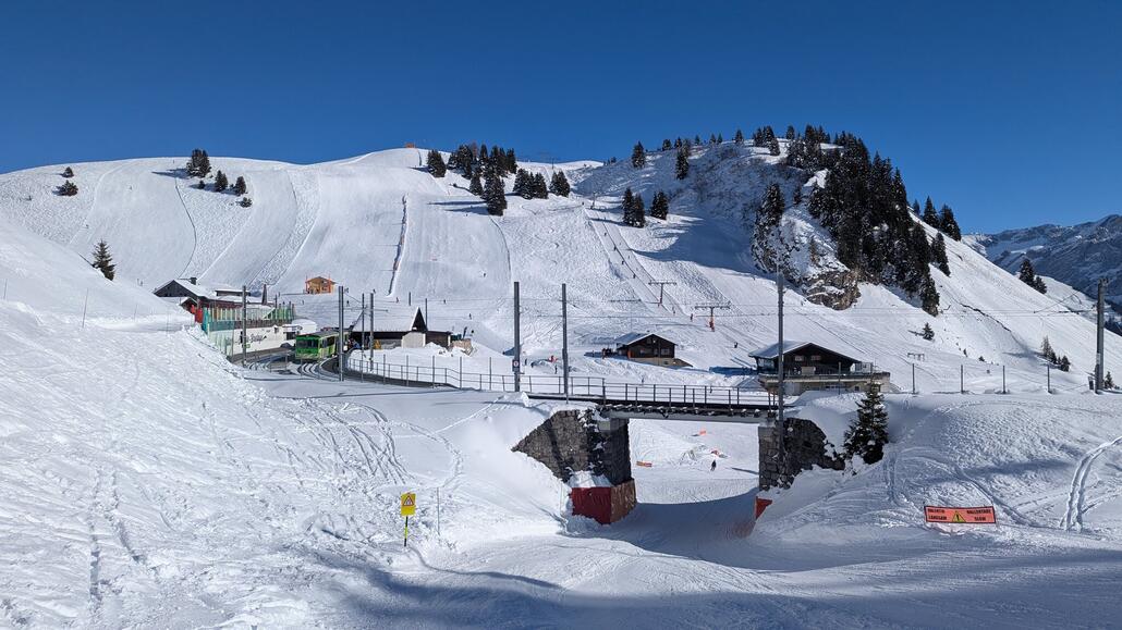 Der vorher genannten Bahnhof der Zahnradbahn Bretaye