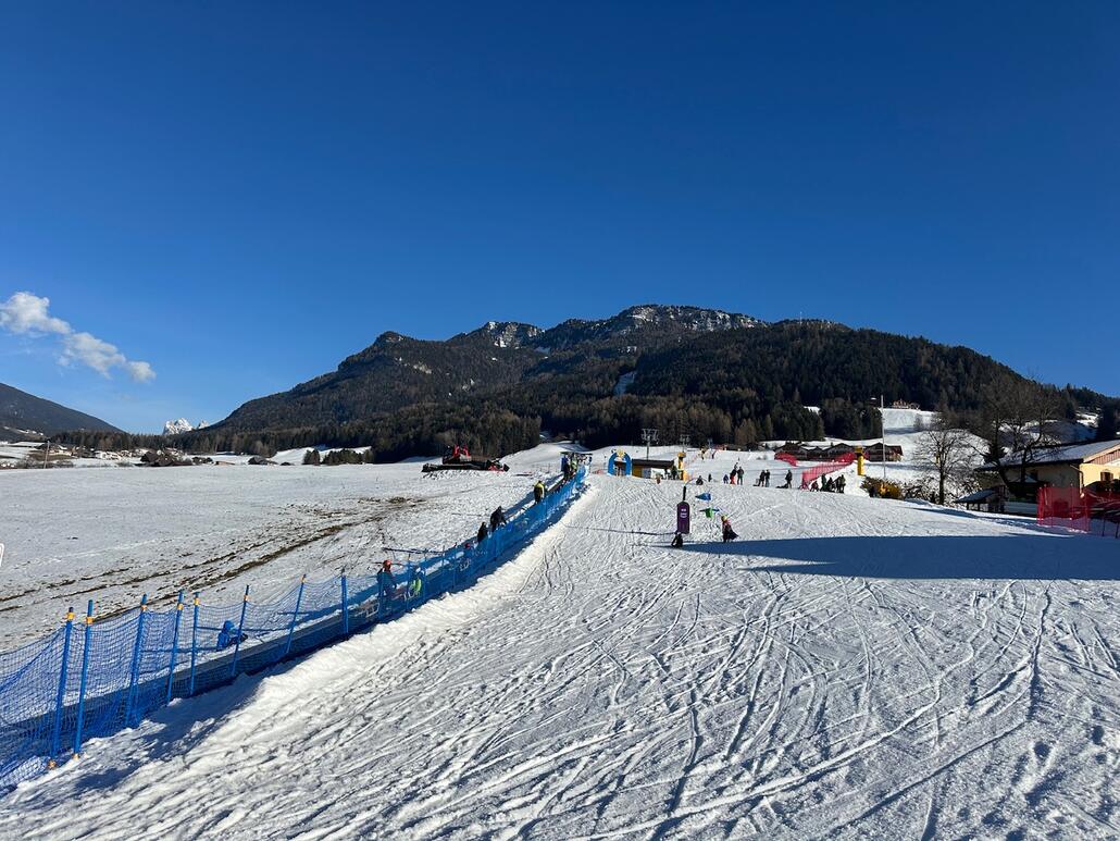 Unterhalb des Tellerlifts ist ein Zauberteppich