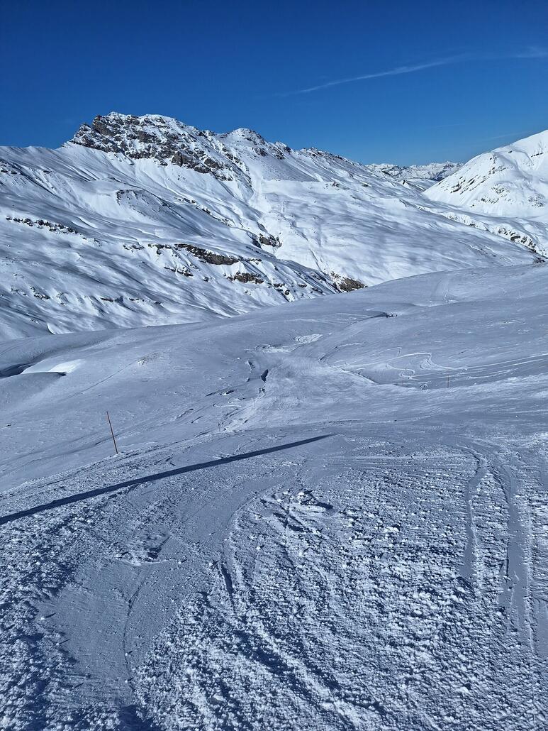 Rote Piste 10a nach Laritg.