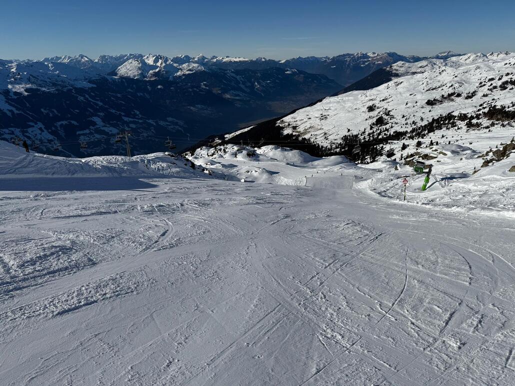 WhatsApp Image 2025-02-03 at 22.48.00 (3).jpeg