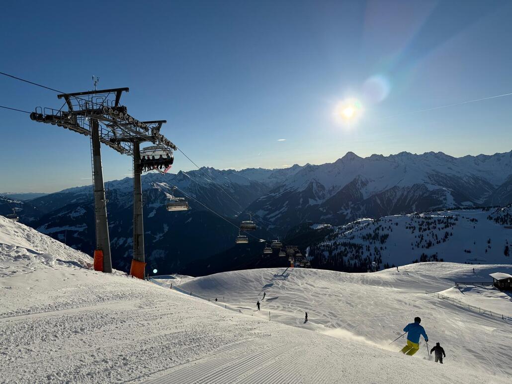 WhatsApp Image 2025-02-05 at 22.08.23 (1).jpeg