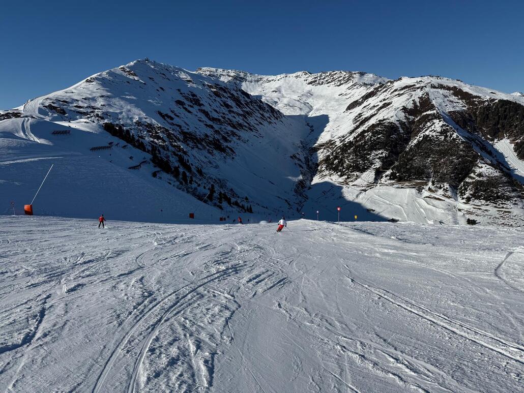 WhatsApp Image 2025-02-05 at 22.55.03 (4).jpeg