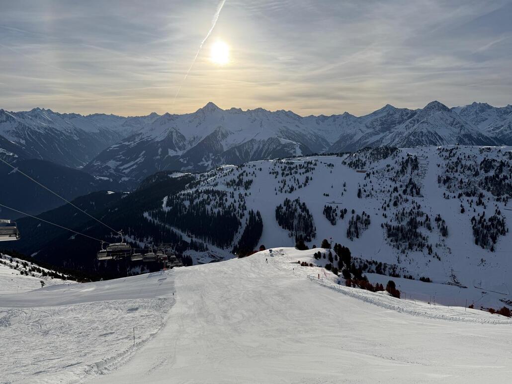 WhatsApp Image 2025-02-07 at 22.29.40 (3).jpeg