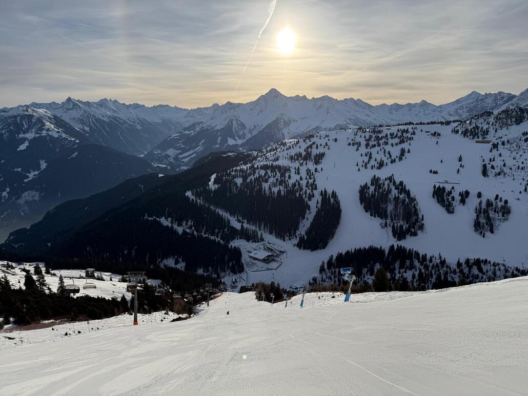 WhatsApp Image 2025-02-07 at 22.29.40 (4).jpeg