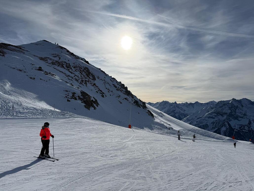 WhatsApp Image 2025-02-07 at 23.04.05.jpeg