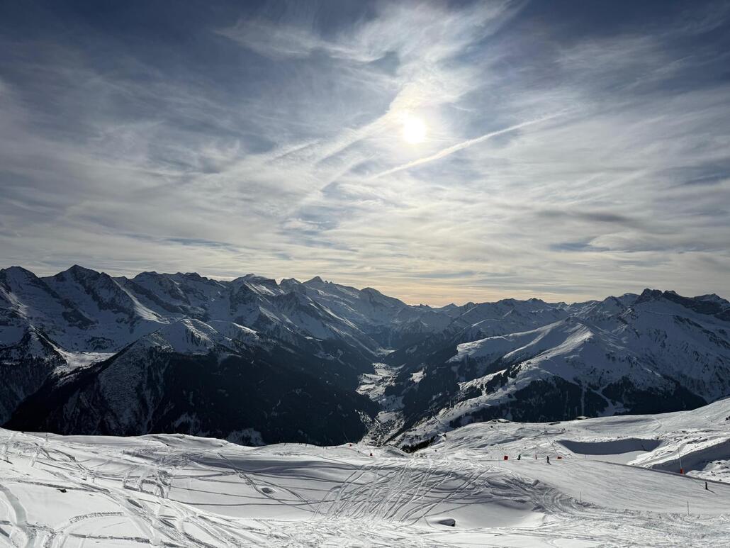 WhatsApp Image 2025-02-07 at 23.04.05 (8).jpeg