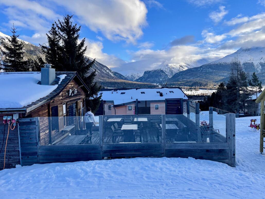 Das Pistenbeizli, leider schon geschlossen, die Sonne ist eh weg.