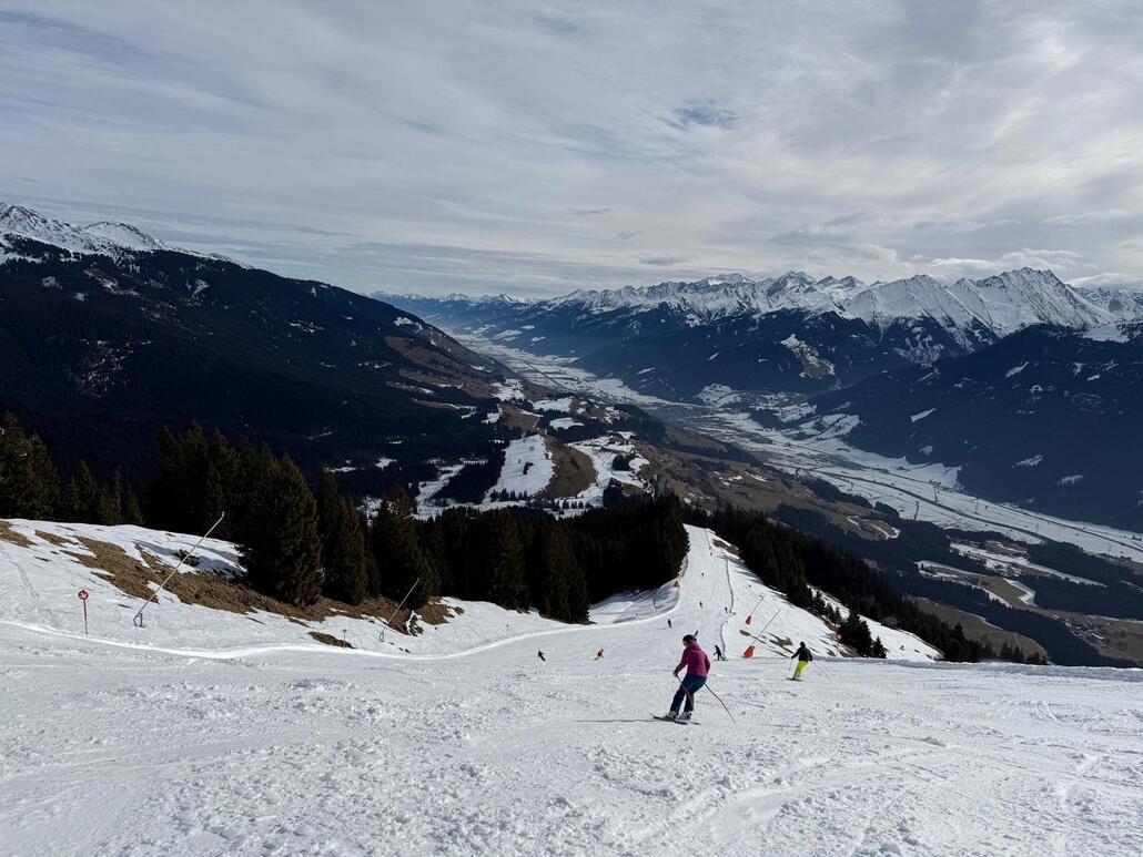 WhatsApp Image 2025-02-12 at 01.31.39 (2).jpeg