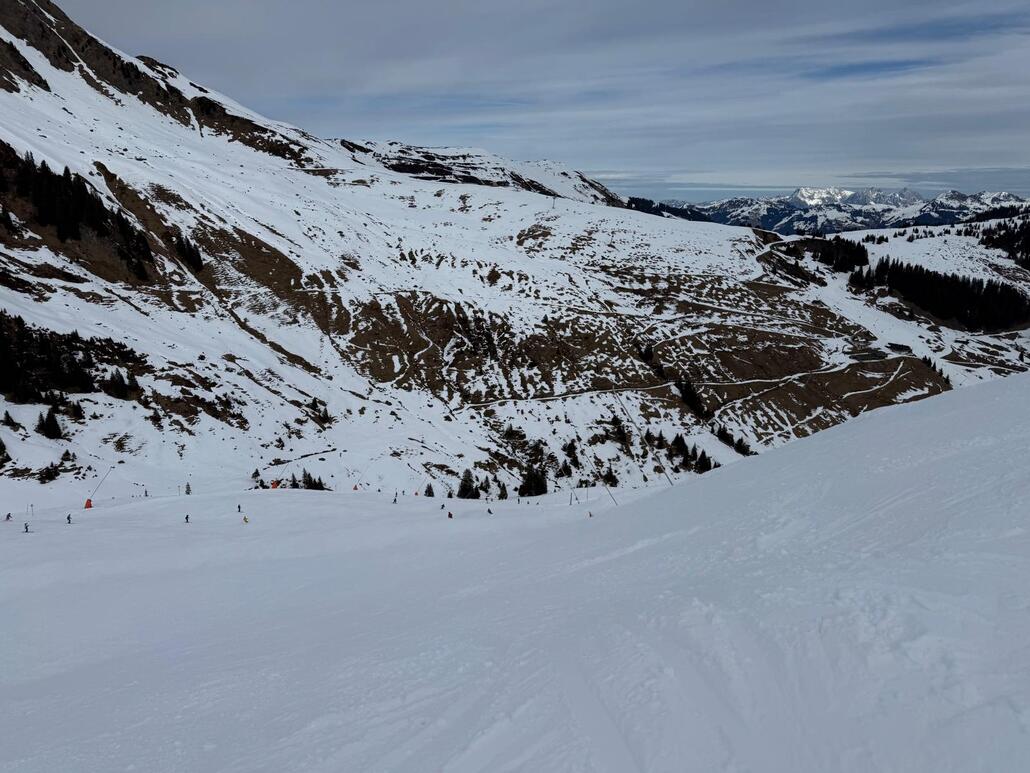 WhatsApp Image 2025-02-12 at 01.38.44 (1).jpeg