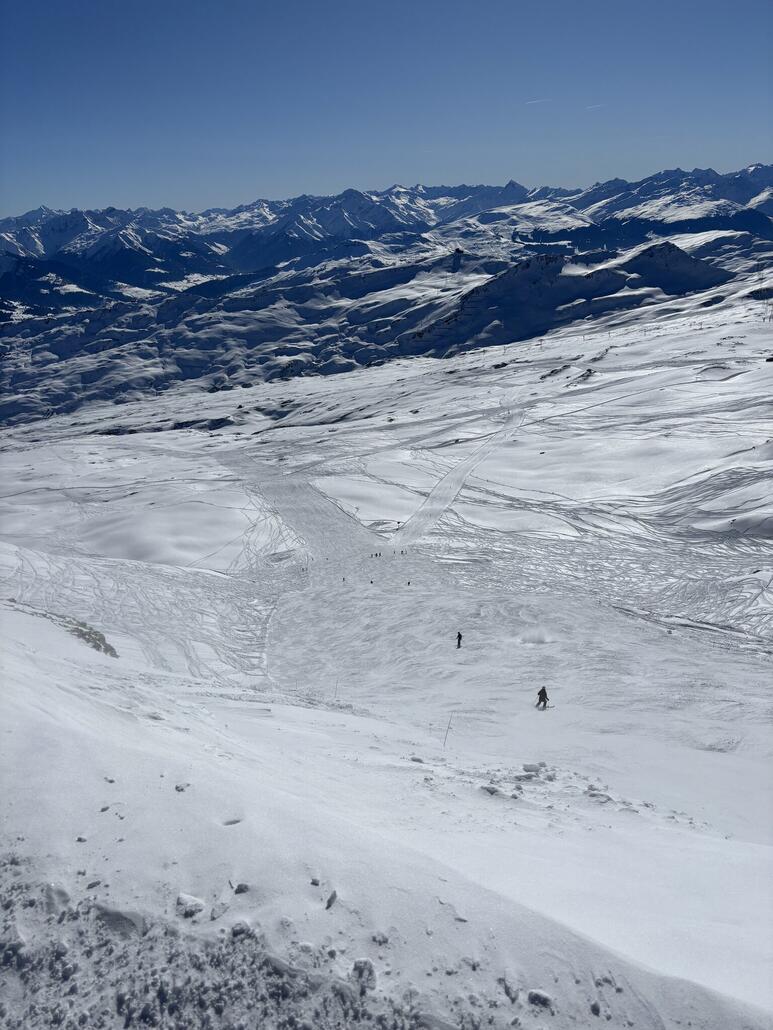 Im steilen Teil schon ziemlich buckelig