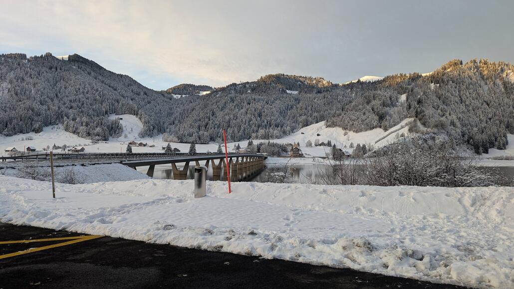 Brücke Sihlsee, mit toller Auto Camping Stelle!