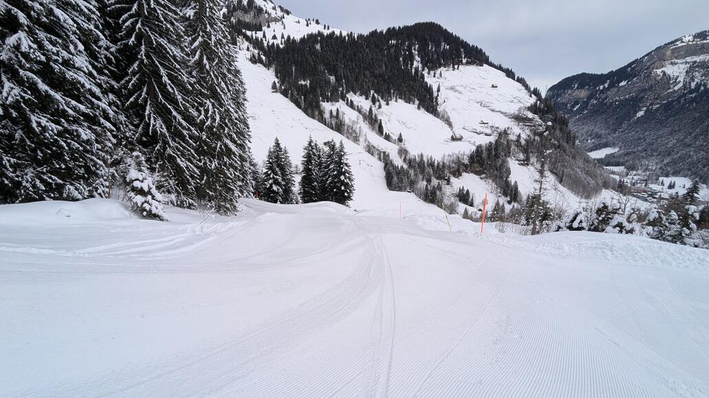Leider sowohl oben als auch hier unten viel Ziehweg, daher in Summe nicht wirklich attraktiv