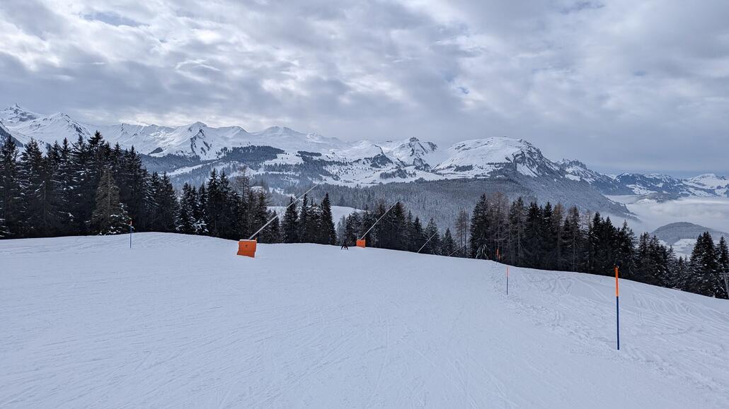 Vorbei an Grossenboden