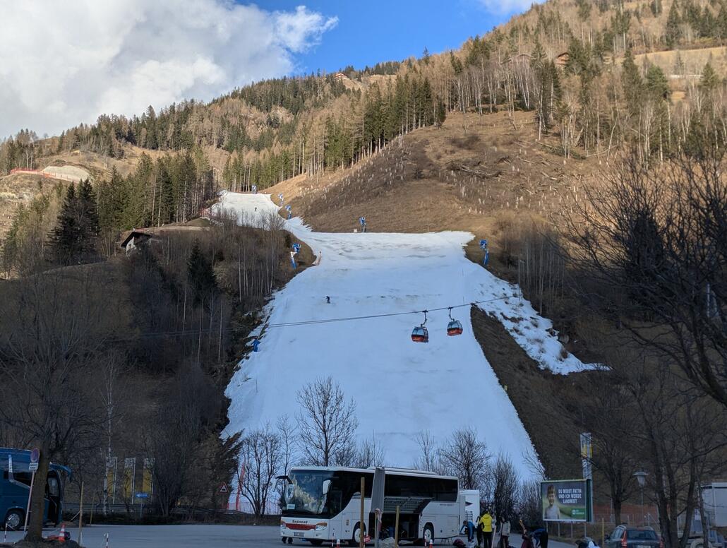Blick auf das Schlüsstück der Talabfahrt